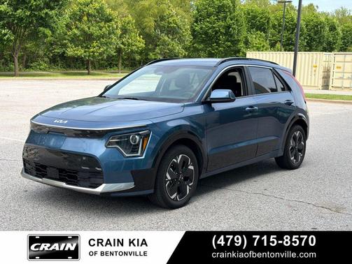 Mineral Blue 2024 Kia Niro EV Wind