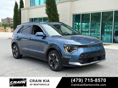 Mineral Blue 2024 Kia Niro EV Wind