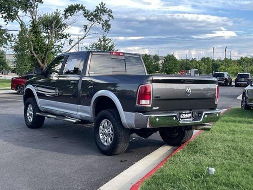 2018 RAM 2500 Laramie Crew Cab 4x4 6'4' Box
