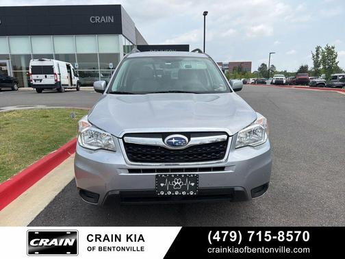 Ice Silver Metallic 2016 Subaru Forester 2.5i Premium