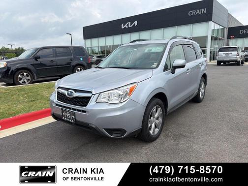 Ice Silver Metallic 2016 Subaru Forester 2.5i Premium