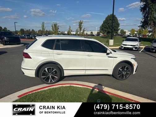 2022 Volkswagen Tiguan 2.0T SEL R-Line 4MOTION