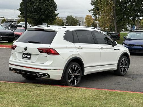2022 Volkswagen Tiguan 2.0T SEL R-Line 4MOTION