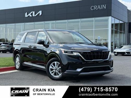 2023 Kia Carnival LX