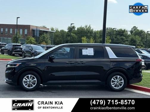 2023 Kia Carnival LX