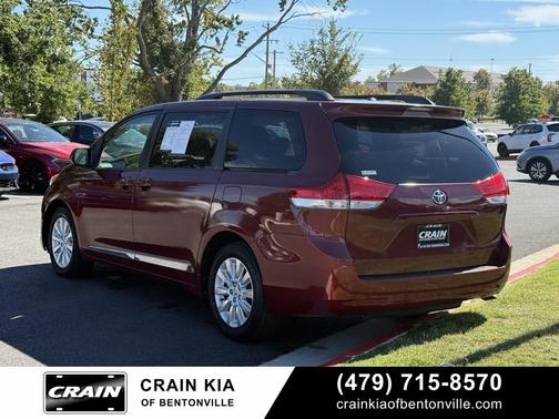2013 Toyota Sienna LE