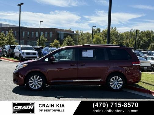 2013 Toyota Sienna LE