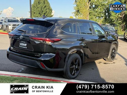 2024 Toyota Highlander LE
