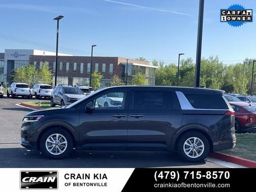 2024 Kia Carnival LX