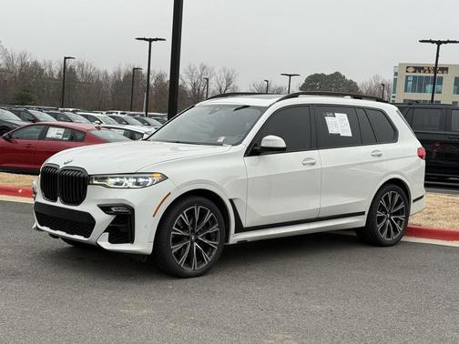 2020 BMW X7 M50i
