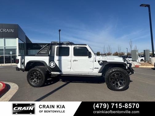 2022 Jeep Gladiator Sport S