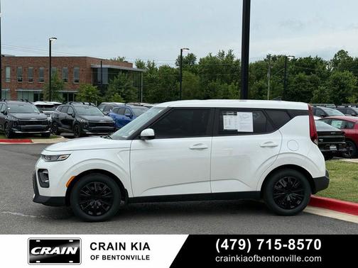 Snow White Pearl 2022 Kia Soul LX