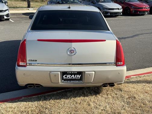 2008 Cadillac DTS Base
