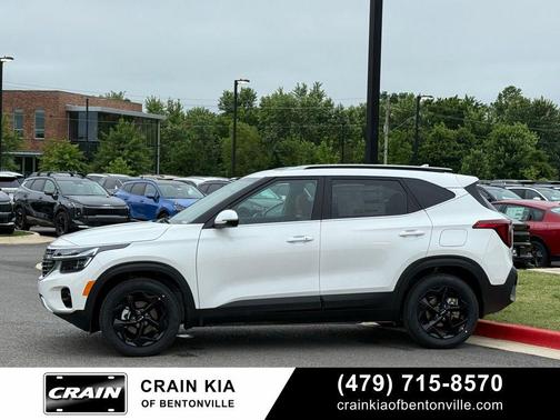 Snow White Pearl 2026 Kia Seltos EX