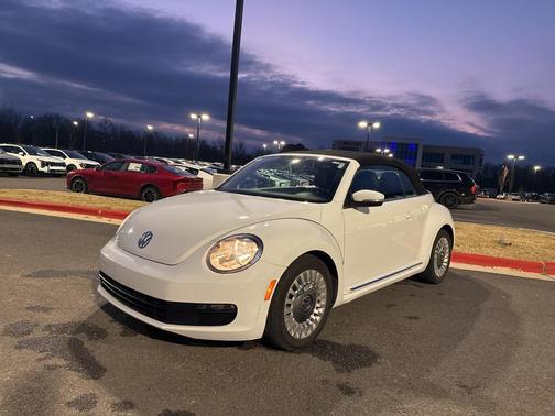 2016 Volkswagen Beetle 1.8T S