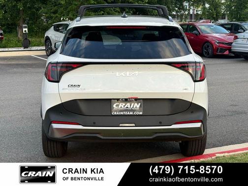 Snow White Pearl 2026 Kia Sportage Hybrid EX