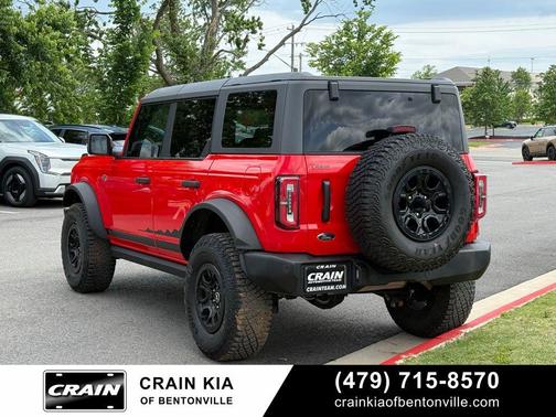 RACE RED 2022 Ford Bronco Wildtrak