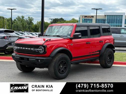 RACE RED 2022 Ford Bronco Wildtrak
