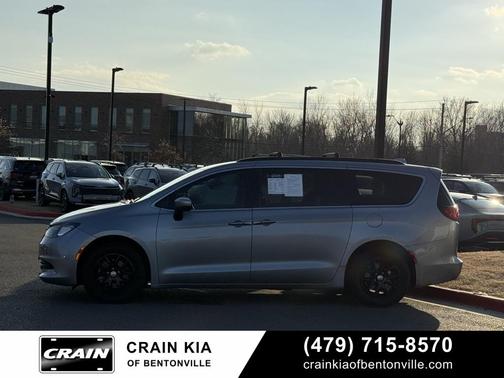 2020 Chrysler Voyager LXI