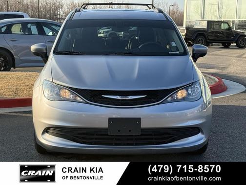 2020 Chrysler Voyager LXI