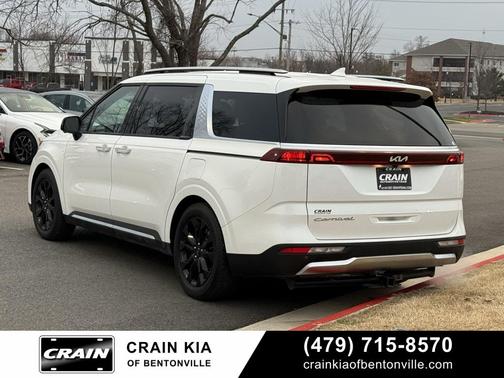 2022 Kia Carnival SX