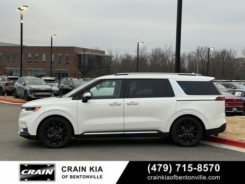2022 Kia Carnival SX