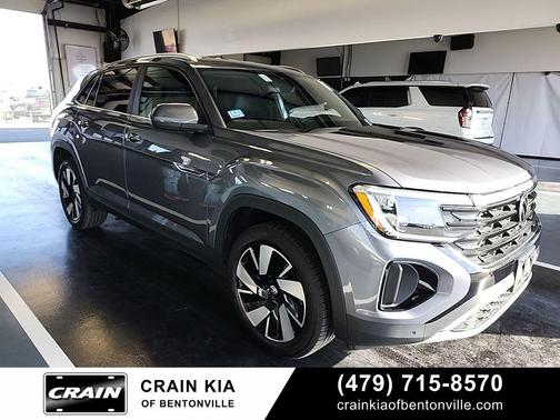 2025 Volkswagen Atlas Cross Sport 2.0T SE w/Technology 4MOTION