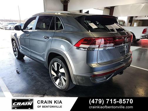 2025 Volkswagen Atlas Cross Sport 2.0T SE w/Technology 4MOTION