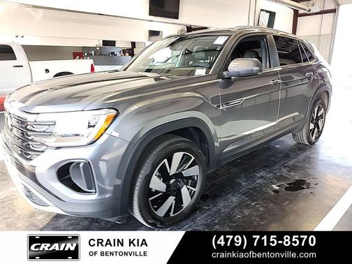 2025 Volkswagen Atlas Cross Sport 2.0T SE w/Technology 4MOTION