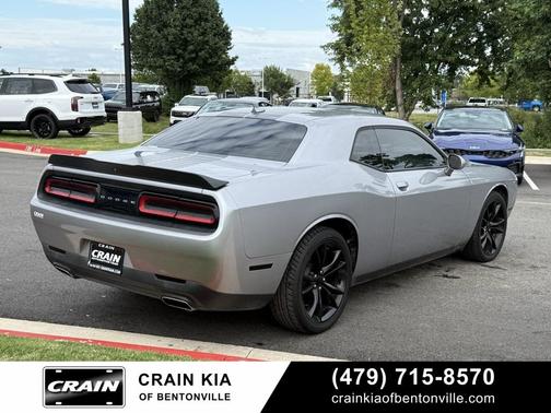 2016 Dodge Challenger SXT