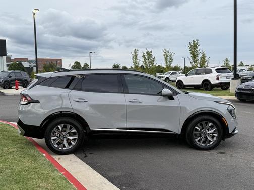 2024 Kia Sportage SX