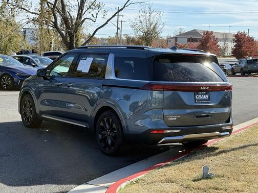 2024 Kia Carnival SX
