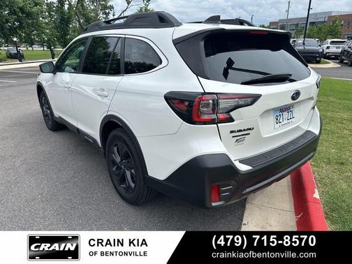 Crystal White Pearl 2021 Subaru Outback Onyx Edition XT