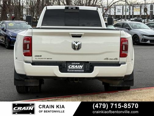 2022 RAM 3500 Limited Crew Cab 4x4 8' Box