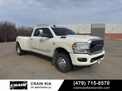 2022 RAM 3500 Limited Crew Cab 4x4 8' Box