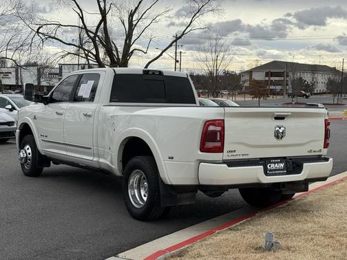 2022 RAM 3500 Limited Crew Cab 4x4 8' Box