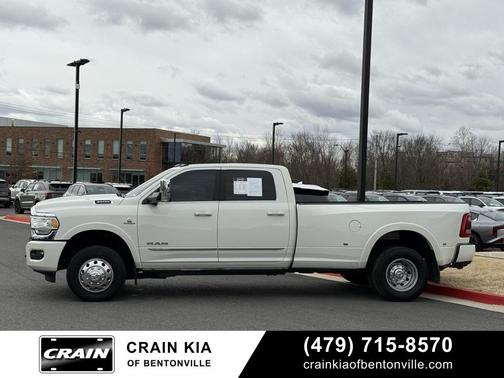 2022 RAM 3500 Limited Crew Cab 4x4 8' Box