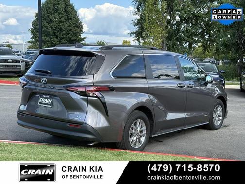 2021 Toyota Sienna LE
