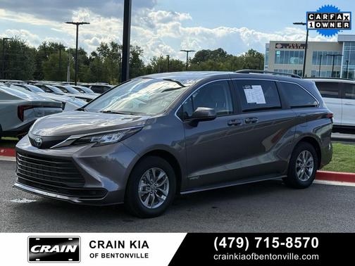 2021 Toyota Sienna LE