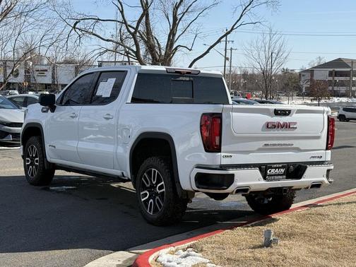 2023 GMC Sierra 1500 AT4
