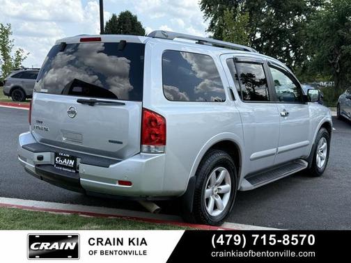 2013 Nissan Armada SV