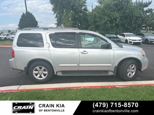 2013 Nissan Armada SV