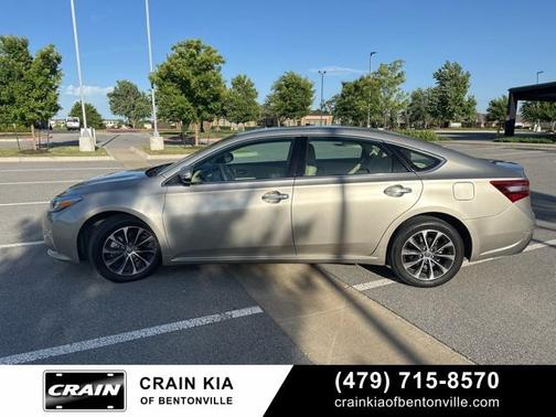 2017 Toyota Avalon XLE Premium