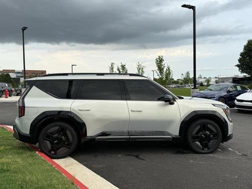 2024 Kia EV9 GT-Line