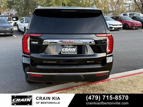 2023 GMC Yukon SLT