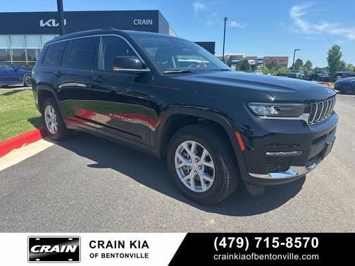 Diamond Black Crystal Pearlcoat 2023 Jeep Grand Cherokee L Limited