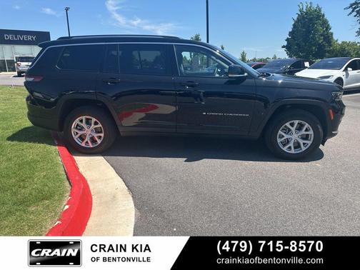 Diamond Black Crystal Pearlcoat 2023 Jeep Grand Cherokee L Limited