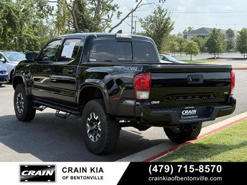 2017 Toyota Tacoma TRD Sport