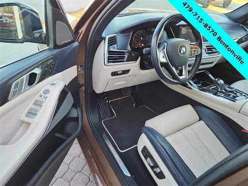 Photo 3 of 20 of 2019 BMW X7 xDrive40i