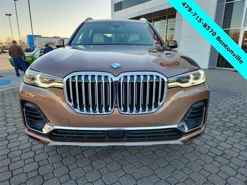 Photo 2 of 20 of 2019 BMW X7 xDrive40i